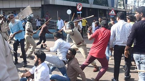 மங்களூருவில் நடந்த போராட்டம்