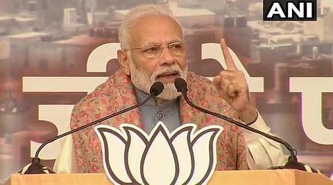 டெல்லியில் நடந்த பொதுக்கூட்டத்தில் பிரதமர் மோடி பேசிய காட்சி : படம்|ஏஎன்ஐ