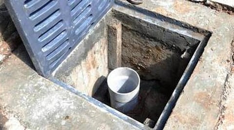 மழைநீர் சேகரிப்பில் சிறப்பாக செயல்பட்ட அதிகாரிகள், குடியிருப்போர் சங்கங்களுக்கு  ‘நீர் பாதுகாவலர்’ பாராட்டு சான்றிதழ்: குடியரசு தின விழாவில் வழங்க சென்னை மாநகராட்சி திட்டம்