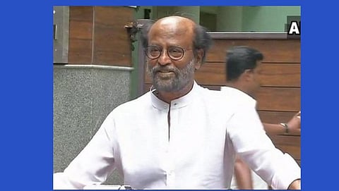 முரசொலி கையில் வைத்திருந்தால் அவர் திமுககாரர், துக்ளக் வைத்திருந்தால் அவர் அறிவாளி: துக்ளக் விழாவில் ரஜினி பேச்சு