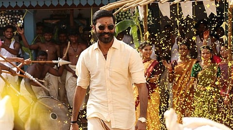 முதல் பார்வை: தனுஷின் 'பட்டாஸ்' வெடித்ததா? 