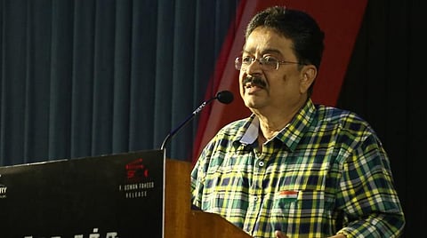 என் படம் எப்போது வெளியானாலும் ஓடும் என்று ஓவர் நம்பிக்கை வைக்காதீர்கள்: எஸ்.வி.சேகர் வேண்டுகோள்