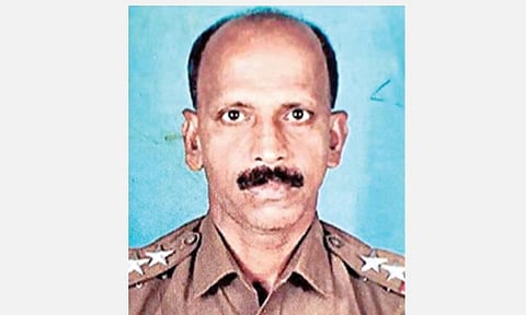 எஸ்.ஐ. வில்சன் கொலையில் தொடர்புடையோருக்கு போலி முகவரியில் சிம்கார்டு விற்பனை செய்த 9 பேர் காஞ்சியில் கைது: கொலை வழக்கில் கைதானோர் இன்று குழித்துறை நீதிமன்றத்தில் ஆஜர்
