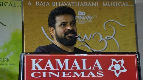 தமிழகத்தைக் கழிவுக் கிடங்காகப் பார்க்காதீர்கள்: மத்திய அரசு மீது இயக்குநர் அமீர் விமர்சனம்