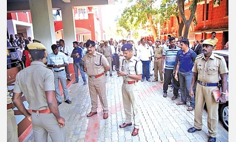 வில்சன் கொலை வழக்கு: தவ்பீக், சமீமுக்கு 10 நாள் போலீஸ் காவல்- கன்னியாகுமரி மாவட்ட முதன்மை நீதிமன்றம் உத்தரவு