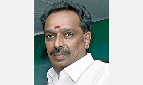போக்குவரத்து விதிமீறலை கண்காணிக்க செங்கல்பட்டு - திருச்சி சாலையில் 54 இடங்களில் நவீன கேமராக்கள்: சாலை பாதுகாப்பு வார விழாவில் அமைச்சர் தகவல்