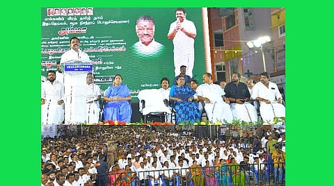 எதில் வேண்டுமானாலும் அரசியல் செய்கின்ற ஒரே தலைவர் ஸ்டாலின்  மட்டுமே: முதல்வர் பழனிசாமி பேச்சு