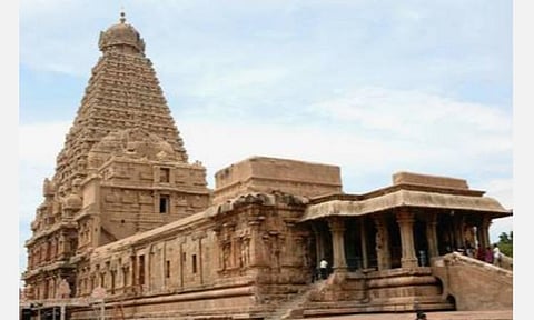 யாகசாலை முதல் கோபுர கலசம் வரை பெரிய கோயில் குடமுழுக்கில் தமிழ் ஒலிக்கும்- அறநிலையத் துறை உறுதி; தீர்ப்பை தள்ளிவைத்தது உயர் நீதிமன்றம்