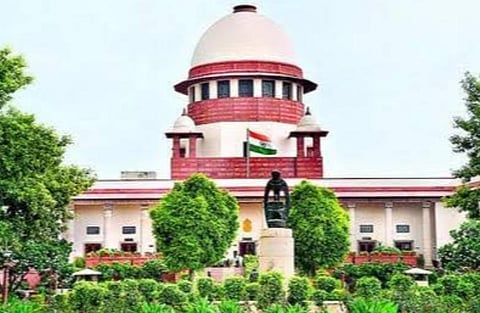 மத நம்பிக்கைக்கும் உரிமைக்கும் இடையில் தீர்ப்பளிக்கும் கட்டாயத்தில் உச்ச நீதிமன்றம்