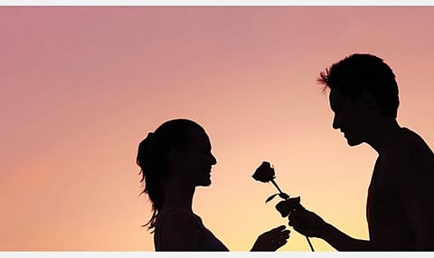 காதலர் தினம்: உலகின் காதல் வைரஸ்!