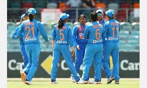 மந்தனா அதிரடி ஆட்டம் வீணானது; டி 20 இறுதிப் போட்டியில் ஆஸி.யிடம் இந்திய மகளிர் அணி தோல்வி
