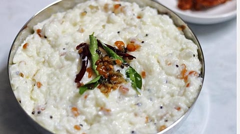 மாசி பிறப்பில் 4 பேருக்கு தயிர்சாத பொட்டலம்