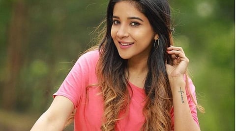 சுந்தர்.சி படத்தில் இணைந்த சாக்‌ஷி அகர்வால்