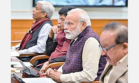 டெல்லியில் நடைபெற்ற அறிவியல் மற்றும் தொழில் ஆராய்ச்சி கவுன்சில் (சிஎஸ்ஐஆர்) சொசைட்டி கூட்டத்துக்கு பிரதமர் நரேந்திர மோடி தலைமை தாங்கினார்.  -பிடிஐ
