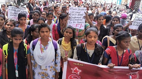 ஆளுநர் மாளிகையை முற்றுகையிட முயற்சி