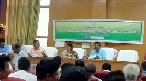 நெல்லையில் நடமாடும் நெல் கொள்முதல் நிலையம் அமைக்க ஏற்பாடு: விவசாயிகள் குறைதீர் கூட்டத்தில் தகவல்