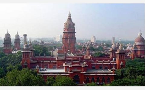 கருப்பு ஆடுகள் களையெடுக்கப்பட்டு உண்மையான பத்திரிகையாளர் நலன் பாதுகாக்கப்பட வேண்டும்: உயர் நீதிமன்ற நீதிபதிகள் கருத்து