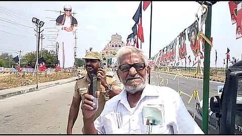 அனுமதி இல்லாமல் பேனர்: மாவட்ட ஆட்சியர், காவல்துறை மீது வழக்கு தொடர்வேன்- டிராபிக் ராமசாமி பேட்டி