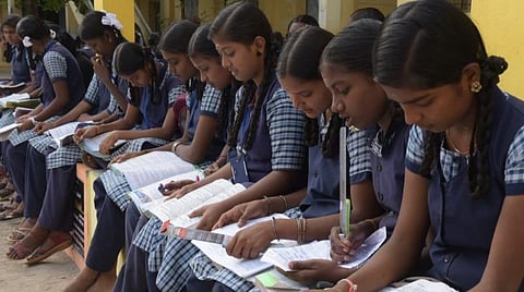 அனைத்துப் பள்ளிகளிலும் 10-ம் வகுப்பு வரை பஞ்சாபி கட்டாயம்:  பஞ்சாப் சட்டப்பேரவையில் தீர்மானம்