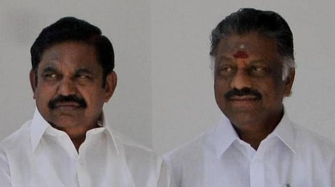 சட்டப்பேரவை கூட்டத் தொடர் முடிந்ததும் தமிழகம் முழுவதும் ஓபிஎஸ், இபிஎஸ் சுற்றுப்பயணம்- மாவட்டவாரியாக மக்களையும், கட்சி நிர்வாகிகளையும் சந்திக்க திட்டம்