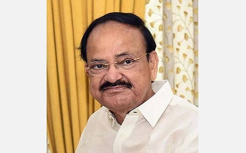 நாடாளுமன்றம், மாநில சட்டப்பேரவைகளில் பெண்களுக்கு கூடுதல் இடம் ஒதுக்கப்பட வேண்டும்: வெங்கய்ய நாயுடு வலியுறுத்தல்