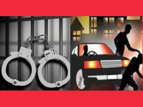 அண்ணாசாலையில் வியாபாரி கடத்தல்: காரை மடக்கிய போலீஸாருடன் மோதலில் ஈடுபட்ட 5 பேர் கைது