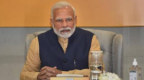 கோவிட்-19 வைரஸ் காய்ச்சலில் இருந்து பாதுகாத்துக்கொள்ள சுகாதார வழிகாட்டு நெறிகளை கட்டாயம் பின்பற்ற வேண்டும்: நாட்டு மக்களுக்கு பிரதமர் மோடி வேண்டுகோள்