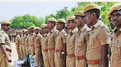 ஆயுதங்களுடன் பயங்கரவாதிகள் ஊடுருவல் எச்சரிக்கை: கோவையில் 2,100 போலீஸார் தீவிர கண்காணிப்பு