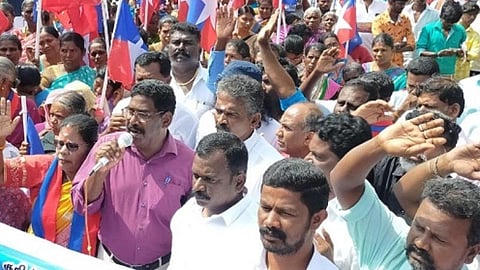 காந்தாரி அம்மன் சிலை விவகாரம்: சங்கரன்கோவிலில் விடுதலை சிறுத்தைகள் கட்சியினர் ஆர்ப்பாட்டம்