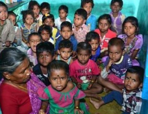 தமிழக அங்கன்வாடி மையங்களுக்கு மார்ச் 31-ம் தேதி வரை விடுமுறை: முதல்வர் பழனிசாமி உத்தரவு