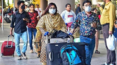 கர்நாடகாவில் கரோனாவுக்கு பலியான முதியவருக்கு சிகிச்சை அளித்த மருத்துவருக்கும் கோவிட்-19 : இருவருக்கு உறுதி 