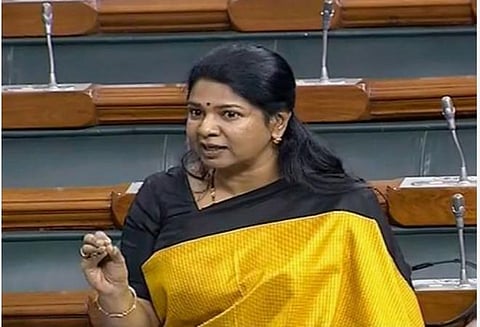 எஸ்.சி.,எஸ்.டி. பாதுகாப்பு கண்காணிப்புக் குழுவை ஒருமுறை கூட  கூட்டாத எடப்பாடி பழனிசாமி மீது என்ன நடவடிக்கை? -மக்களவையில் கனிமொழி எம்.பி. கேள்வி