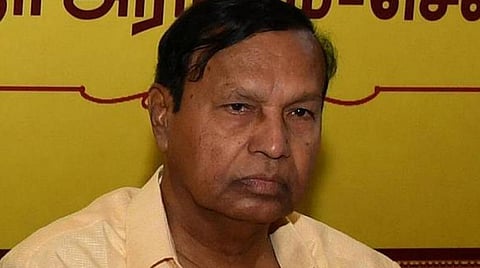 ஹாட் லீக்ஸ்: பாலு சார்... பாத்து செய்யுங்க சார்!