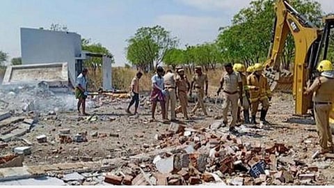 சாத்தூர் பட்டாசு ஆலை வெடிவிபத்து பலி எண்ணிக்கை 10 ஆக அதிகரிப்பு