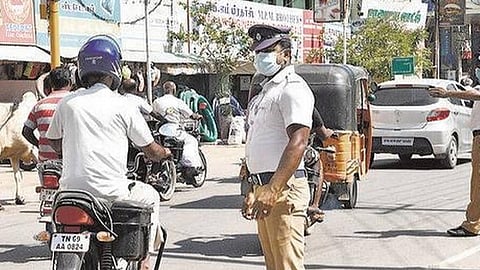 தேவையின்றி வெளியில் வந்தால் சிறப்புச் சட்டத்தில் நடவடிக்கை: மதுரை போலீஸ் எச்சரிக்கை