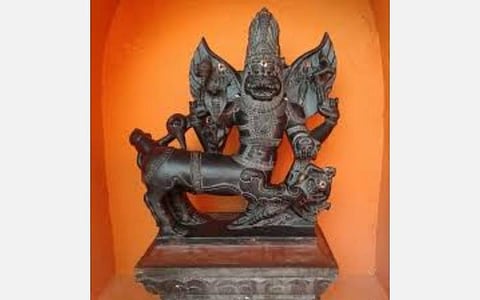 தீய சக்தியை விரட்டுவார் சரபேஸ்வரர்!  சக்தியைத் தரும் சரபாஷ்டகம்