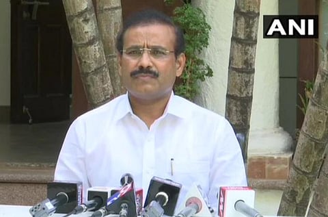 மகாராஷ்டிர மாநில சுகாதாராத்துறை அமைச்சர் சுரேஷ் டோப்: படம் | ஏஎன்ஐ.