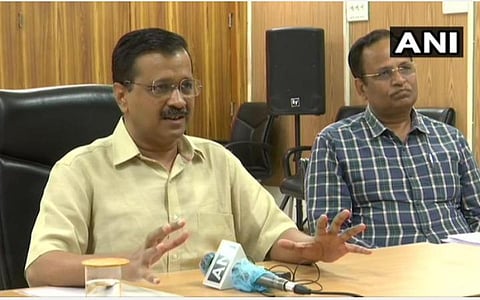 கரோனா பணி; மருத்துவர், செவிலியர், துப்புரவு பணியாளர் உயிரிழந்தால் ரூ. 1 கோடி இழப்பீடு: கேஜ்ரிவால் அறிவிப்பு