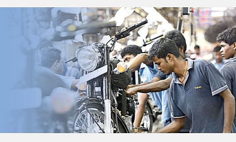 நிறுவனங்களின் ஊதியக் குறைப்பு அநீதியானது