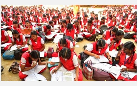 விடைத்தாள் திருத்தும் பணி மீண்டும் ஒத்திவைப்பு- தேர்வு முடிவு வெளியிடுவது தாமதமாகும்