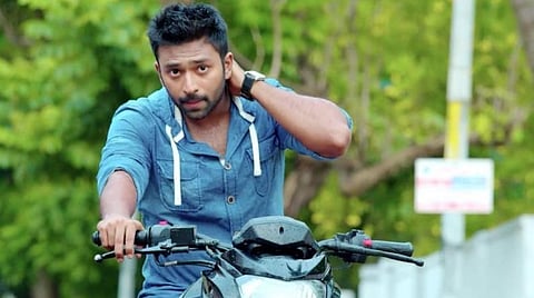 பிரதமர் மோடி வேண்டுகோள்: ட்வீட் செய்ததன் பின்னணி என்ன? - சாந்தனு காட்டமான விளக்கம்