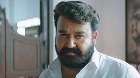 சுகாதாரப் பணியாளர்களுடன் உரையாடி, பாடல் பாடிய மோகன்லால்