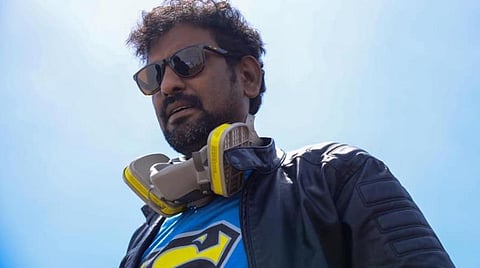 கரோனா வைரஸ் பாதிப்பு: கலை இயக்குநரின் மனிதநேயம்