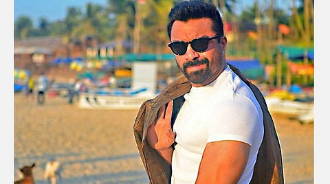 வெறுப்பைத் தூண்டும் வகையில் பேசியதாக முன்னாள் பிக் பாஸ் போட்டியாளர் கைது