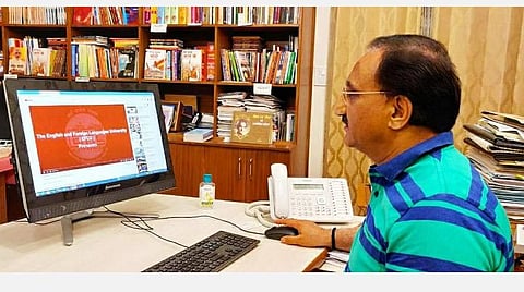 கரோனா குறும்படம்: இந்தி, தெலுங்கு உள்ளிட்ட பல்வேறு மொழிகளில் மனிதவள மேம்பாட்டுத்துறை அமைச்சர் வெளியீடு