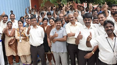 கரோனா நிதி திரட்ட கோடி வழிகள் இருக்க குறுக்கு வழிகளைக் கைவிடுக: மத்திய அரசுக்கு தமிழ்நாடு அரசு ஊழியர் சங்கம் வலியுறுத்தல்
