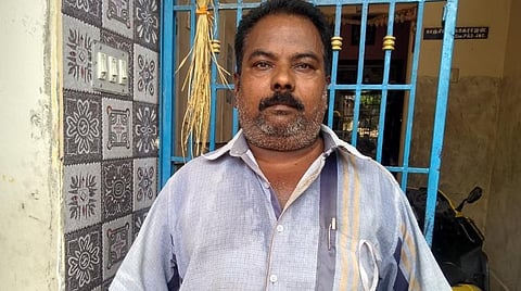குமரி, நெல்லை, தூத்துக்குடி மாவட்ட  சவரத் தொழிலாளர்கள் சங்கச் செயலாளர் எஸ்.கணேசன்.