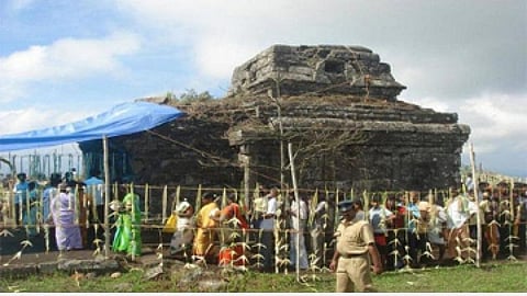 ஊரடங்கினால் கண்ணகி கோயில் சித்ரா பவுர்ணமி விழா ரத்து: வீடுகளில் சிறப்பு பூஜை நடத்த முடிவு