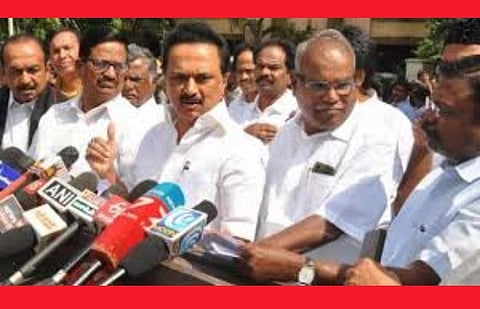 மதுக்கடை திறப்பில் ஆர்வம்; கருப்புச்சின்னம் அணிந்து எதிர்ப்பு: பொதுமக்களுக்கு  திமுக, கூட்டணிக்கட்சிகள் கோரிக்கை