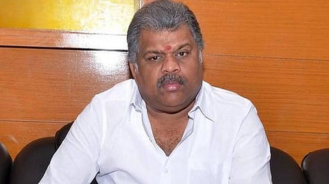 கடனுக்கான தவணையை ஒத்திவைப்பது போதாது; 6 மாதங்களுக்கு வட்டியைத் தள்ளுபடி செய்க: வாசன் 